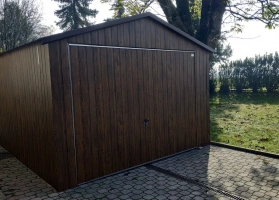 Színes lemezből készített garázsok 188