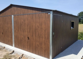 Színes lemezből készített garázsok 99