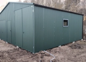 Színes lemezből készített garázsok 189