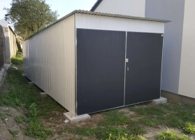 Színes lemezből készített garázsok 107