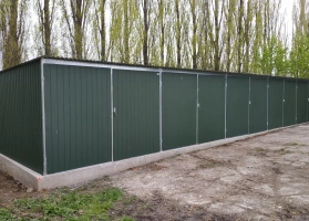 Színes lemezből készített garázsok 203