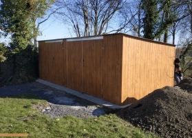 Színes lemezből készített garázsok 126