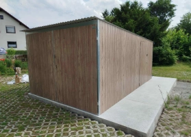 Színes lemezből készített garázsok 269