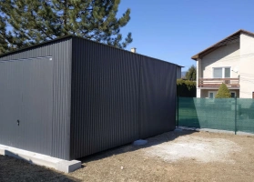 Színes lemezből készített garázsok 69