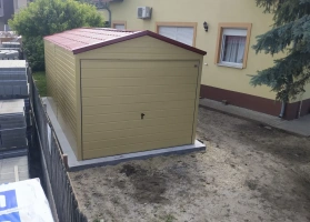 Prémium garázsok 476