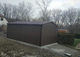 Prémium garázsok 436