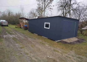 Színes lemezből készített garázsok 294