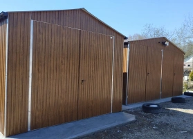 Színes lemezből készített garázsok 73