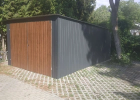 Színes lemezből készített garázsok 92