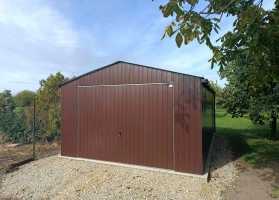 Színes lemezből készített garázsok 288