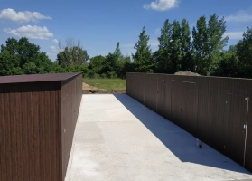 Színes lemezből készített garázsok 267