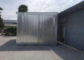 Horganyzott lemezből készített garázsok 15