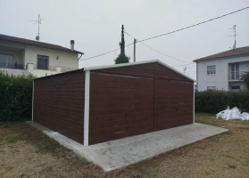 Prémium garázsok 648