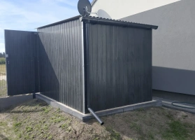 Színes lemezből készített garázsok 174