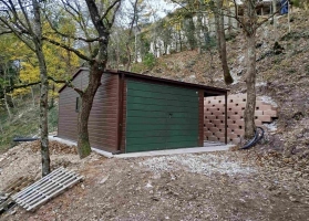 Prémium garázsok 637