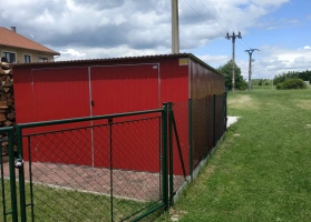 Színes lemezből készített garázsok 55