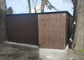 Színes lemezből készített garázsok 201