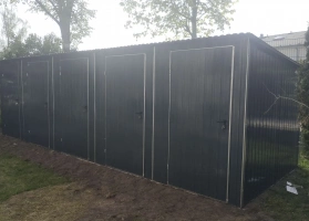 Színes lemezből készített garázsok 78