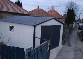 Színes lemezből készített garázsok 5