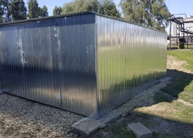 Horganyzott lemezből készített garázsok 21