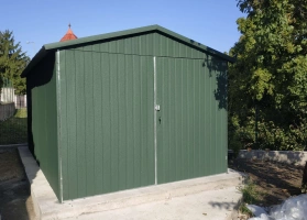 Színes lemezből készített garázsok 103