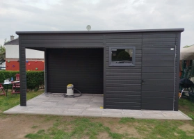 Kerti t&aacute;rol&oacute;k