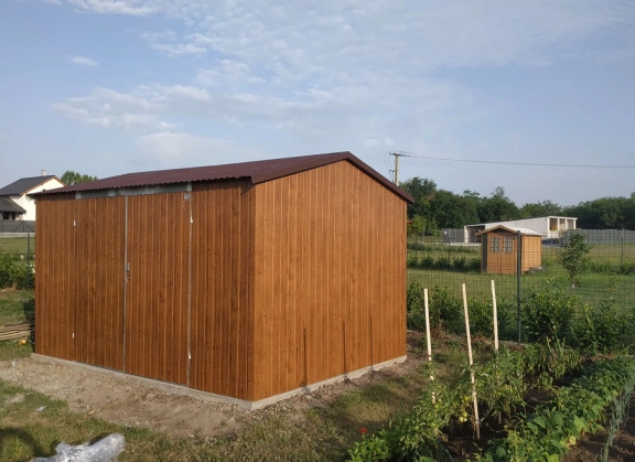 Színes lemezből készített garázsok 98