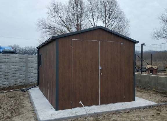 Színes lemezből készített garázsok 124