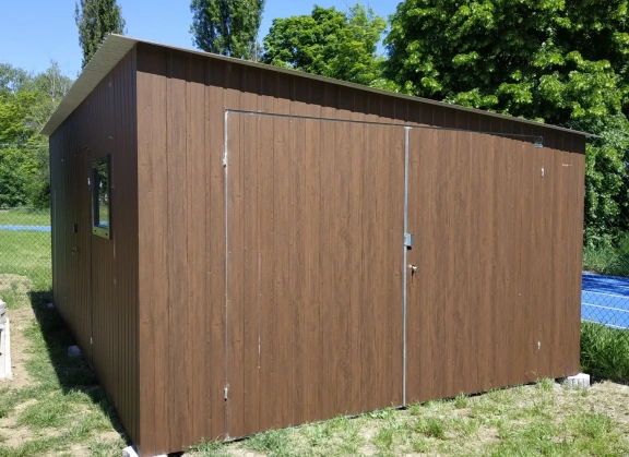 Színes lemezből készített garázsok 206