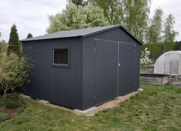 Színes lemezből készített garázsok 232