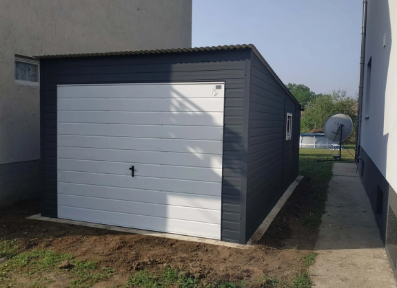 Prémium garázsok 83